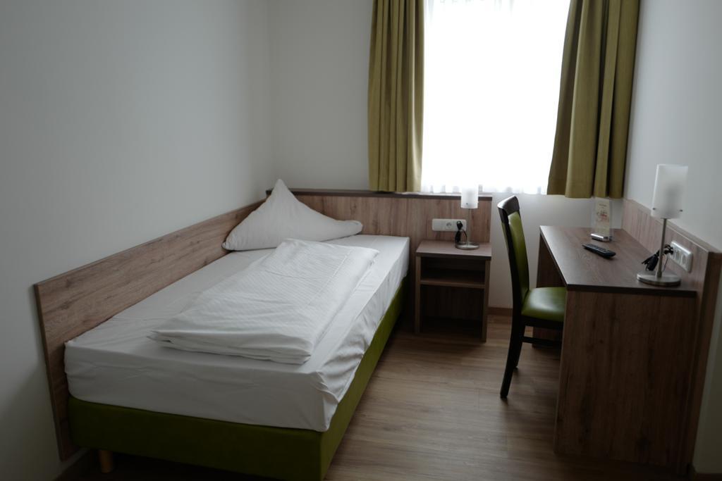 Hotel Stern Ґерстгофен Екстер'єр фото