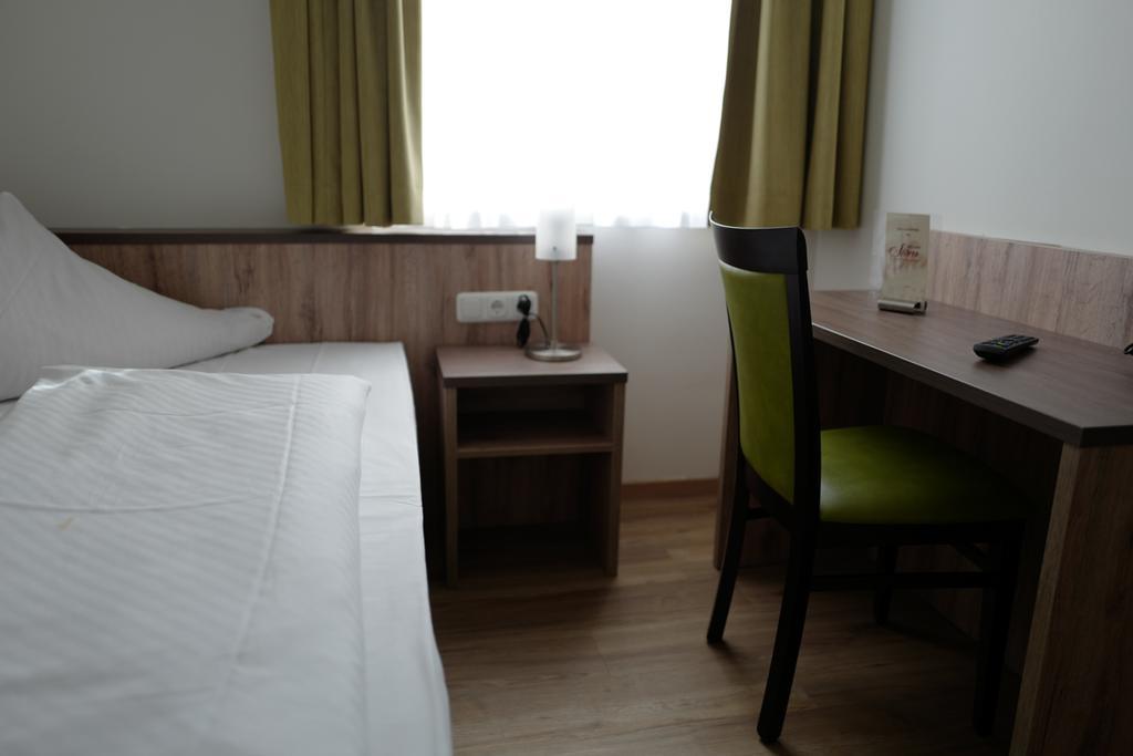 Hotel Stern Ґерстгофен Екстер'єр фото