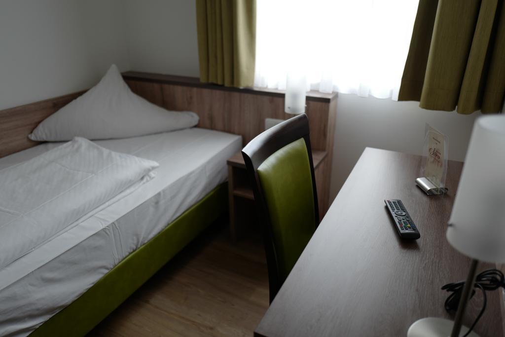 Hotel Stern Ґерстгофен Екстер'єр фото